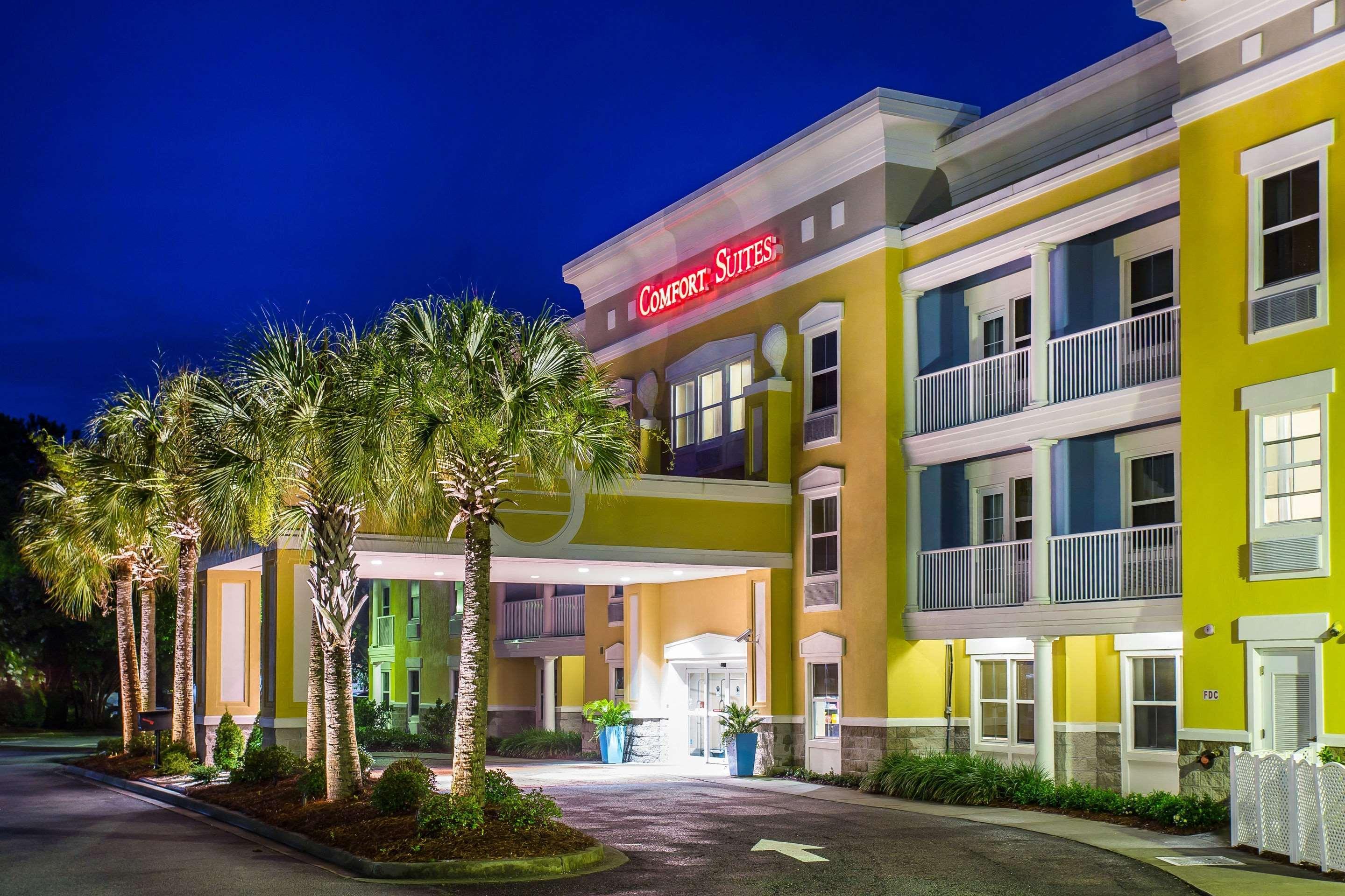 Comfort Suites At Isle Of Palms Connector Mount Pleasant Bagian luar foto