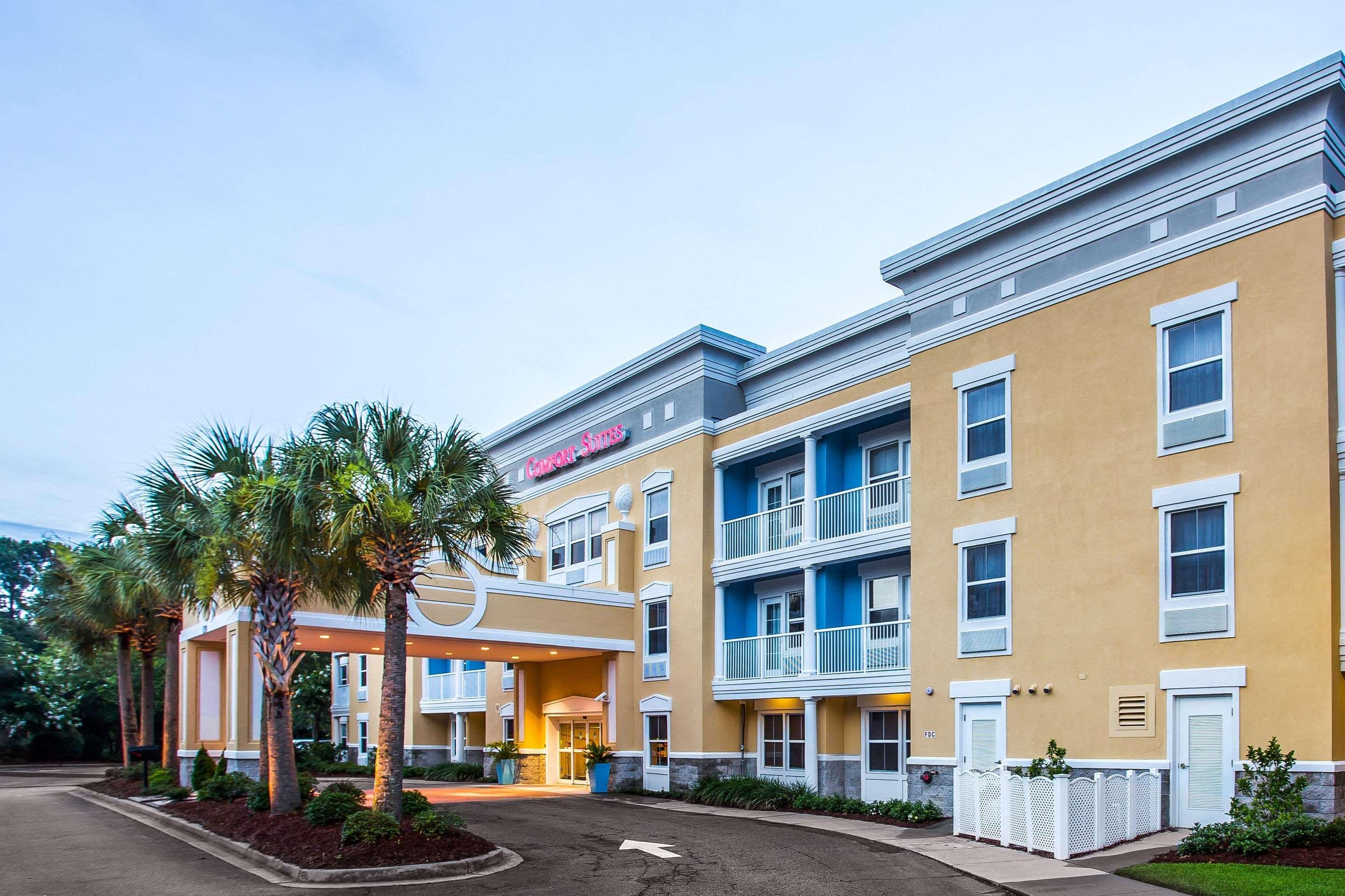 Comfort Suites At Isle Of Palms Connector Mount Pleasant Bagian luar foto