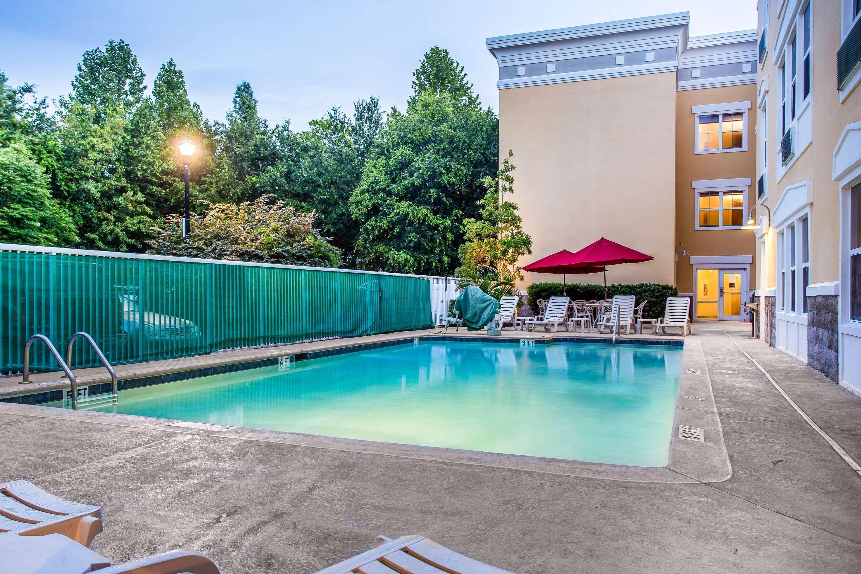 Comfort Suites At Isle Of Palms Connector Mount Pleasant Bagian luar foto