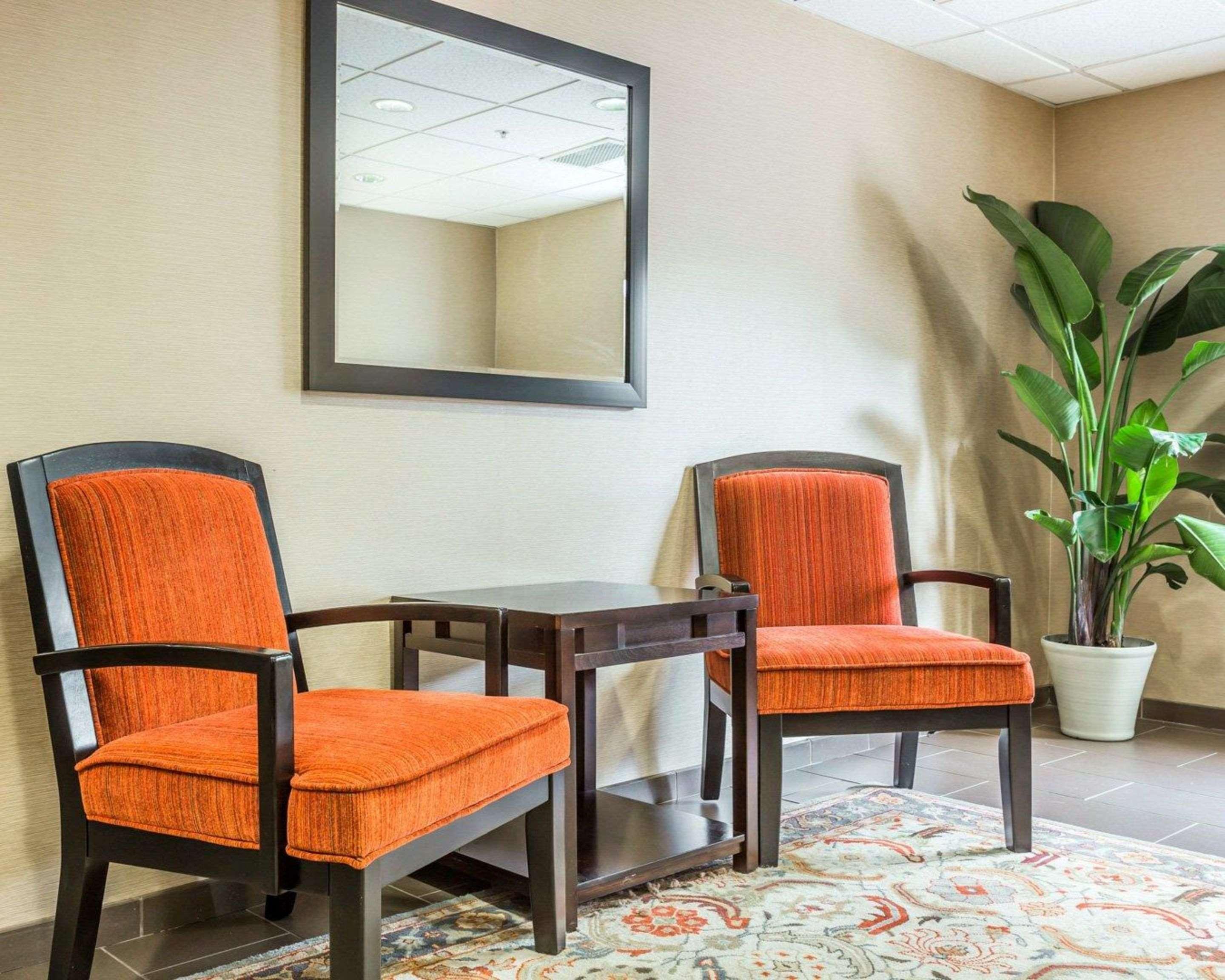 Comfort Suites At Isle Of Palms Connector Mount Pleasant Bagian luar foto