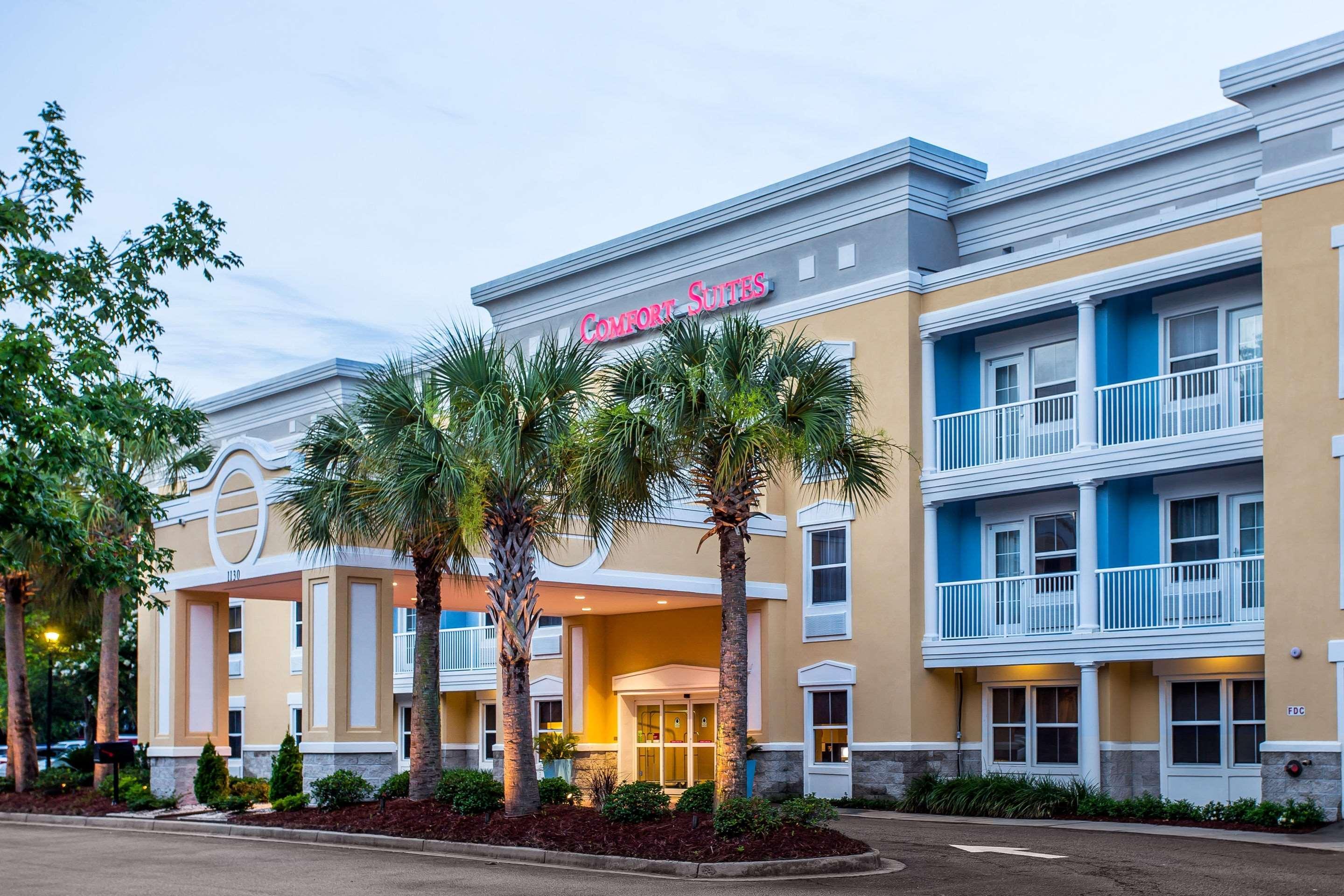Comfort Suites At Isle Of Palms Connector Mount Pleasant Bagian luar foto