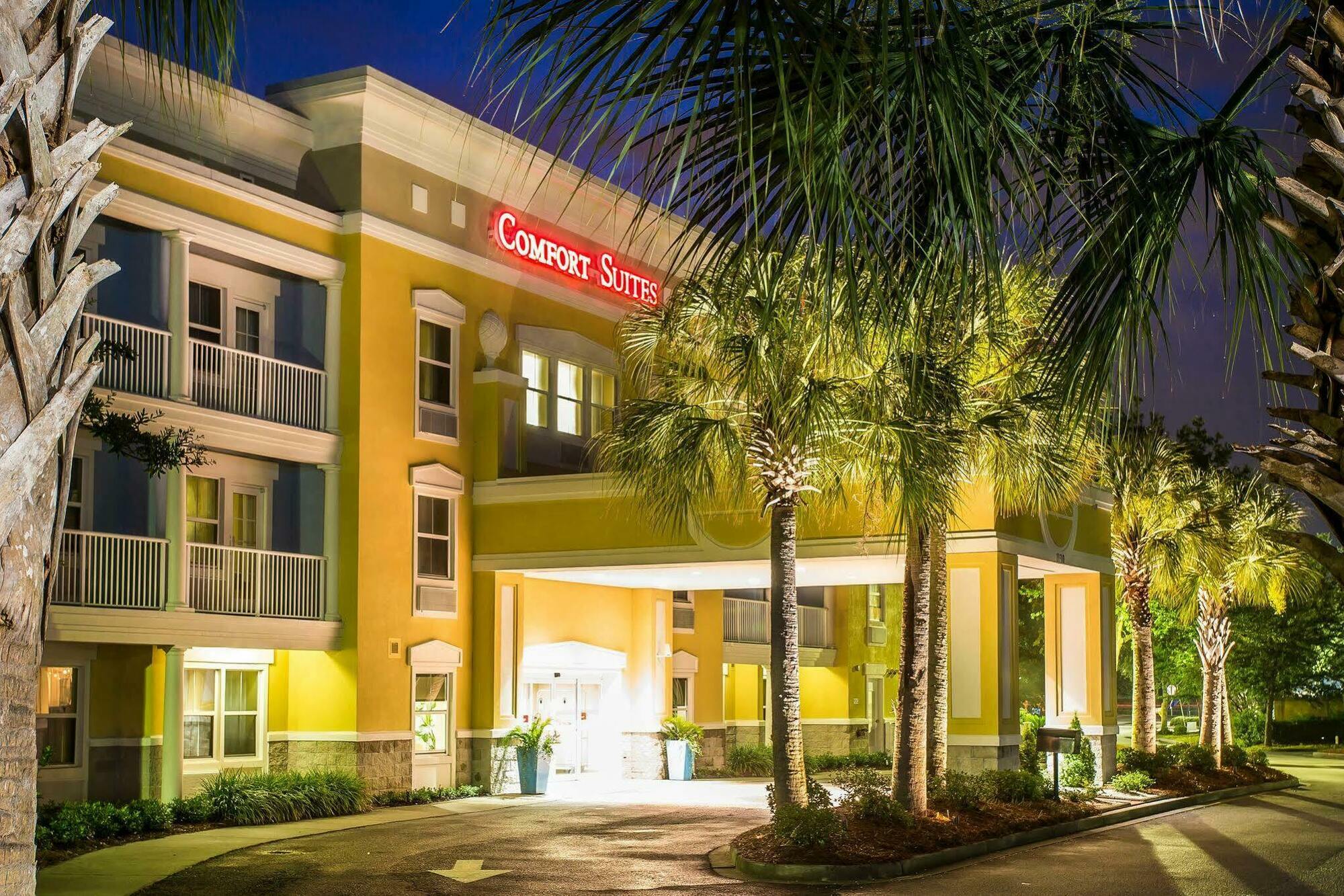 Comfort Suites At Isle Of Palms Connector Mount Pleasant Bagian luar foto
